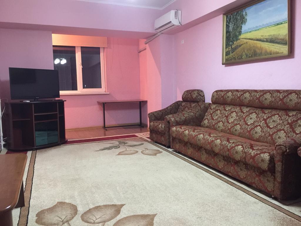 Bishkek Apartment Central Exterior photo